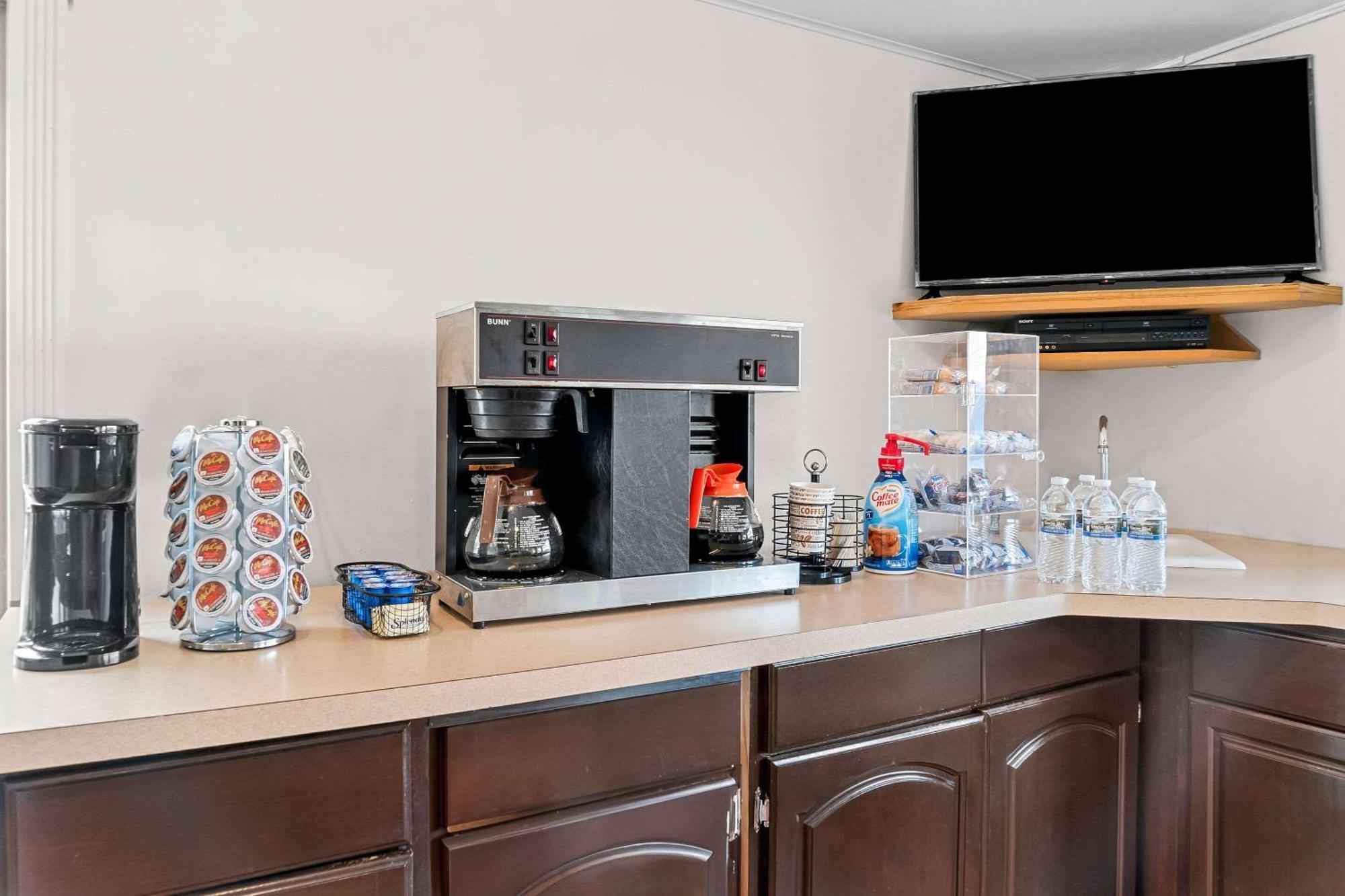 Rodeway Inn & Suites Saginaw Kültér fotó